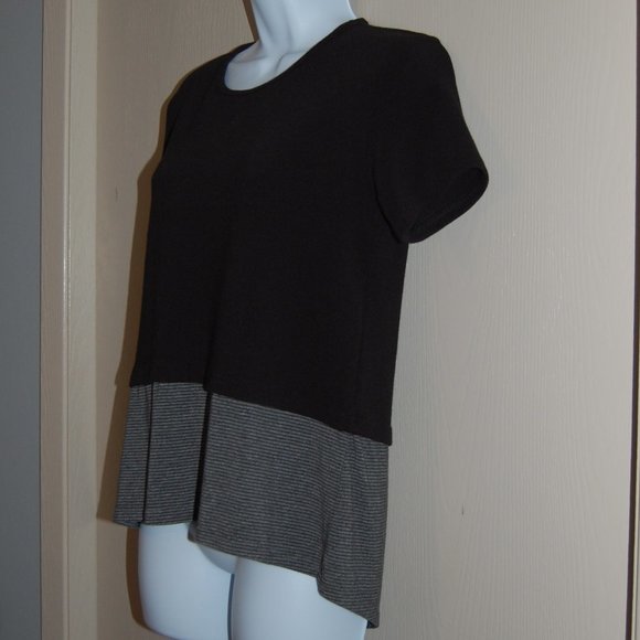 Tonic Active Hi Low Split Back Black and Gray Short Sleeve Small - Picture 2 of 9